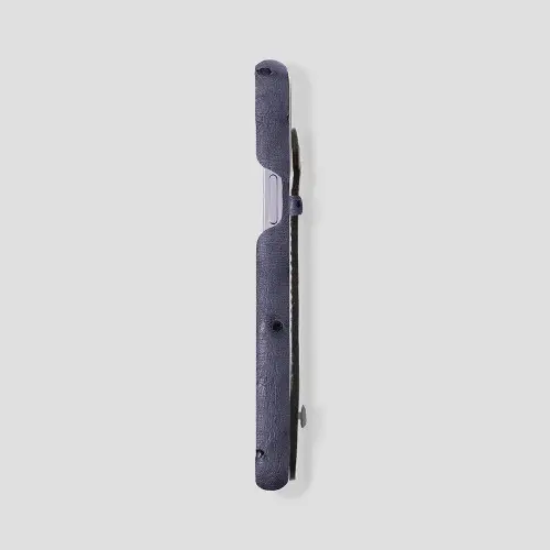 iPhone 15 Handle Case Ostrich | MagSafe