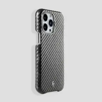 Classic Carbon Fiber Calfskin Case for iPhone 15 2