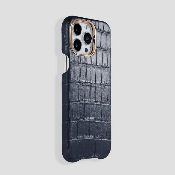 Classic Alligator Case for iPhone 16